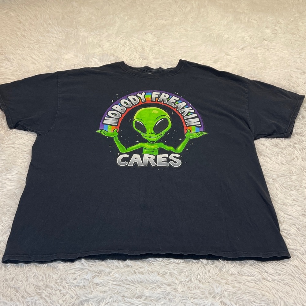 DOM Black Graphic Tee with Alien Design MENS Size 2XL